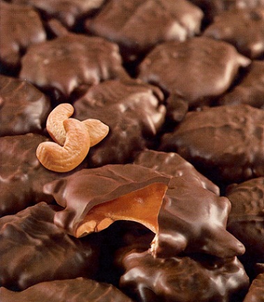 #2174 Cashew Caramel Clusters Double Box